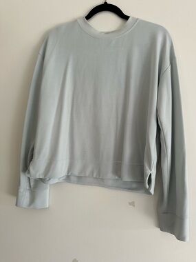 Athleta Seasoft Light Sage Crewneck Women's Sweater - Minimal Long Sleeve